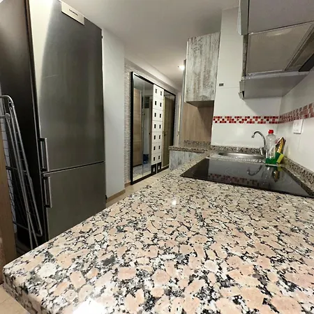 Apartment Loma - Wifi, Centro A 200 Metros, Playa A 850 Metros, Nuevo, Tiendas A Menos De 5 Minutos *