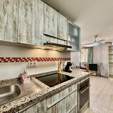 Loma - Wifi, Centro A 200 Metros, Playa A 850 Metros, Nuevo, Tiendas A Menos De 5 Minutos Apartment Torremolinos